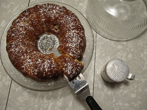 Brown-Sugar-Bundt-Cake---Sliced